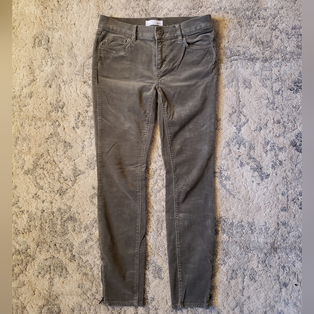 LOFT Olive Green Corduroy Skinny Jeans Size 25 or 0
